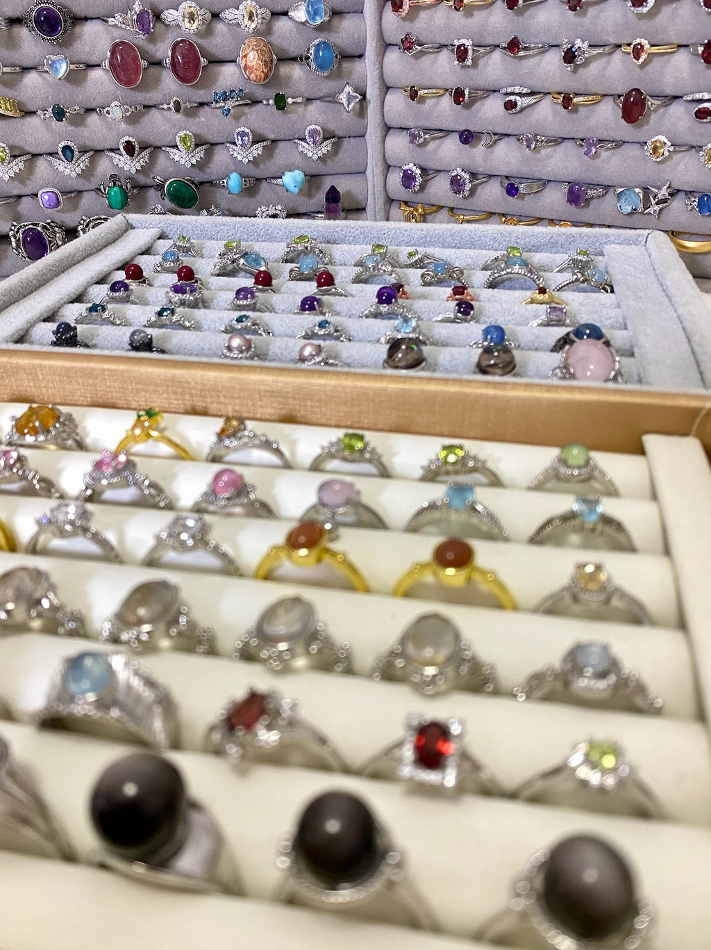 CreateMore Crystal-Live Link/MoMo